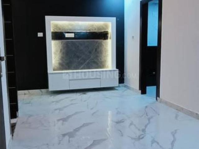 1 BHK Apartment in Sector 73 for resale Noida. The reference number is 20127111