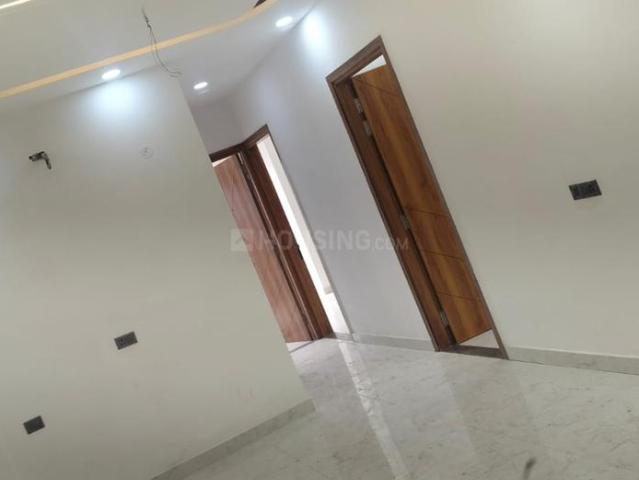 1 BHK Apartment in Sector 73 for resale Noida. The reference number is 20157975