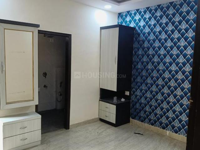 1 BHK Apartment in Sector 73 for resale Noida. The reference number is 20223688