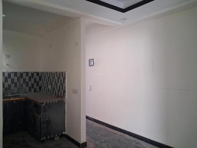 1 BHK Apartment in Sector 74 for resale Noida. The reference number is 20234123