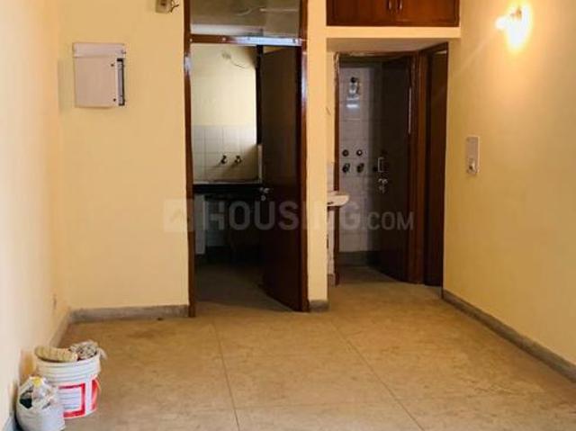 1 BHK Apartment in Sector 82 for resale Noida. The reference number is 19334866