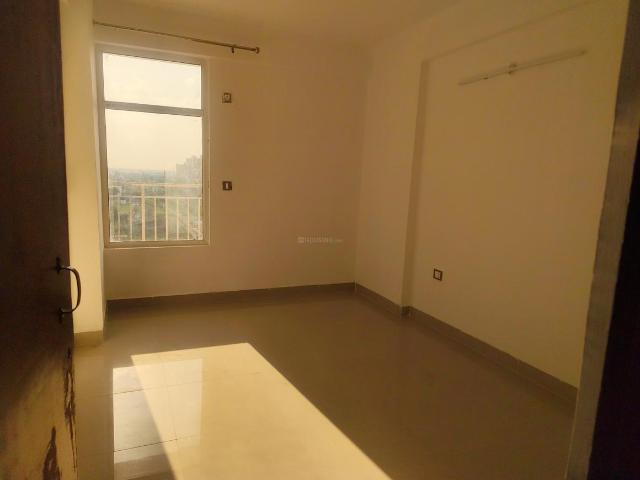 1 BHK Apartment in Sector 92 for resale Gurgaon. The reference number is 19948640