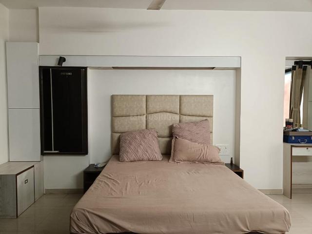 1 BHK Apartment in Shukrawar Peth for rent Pune. The reference number is 20266580
