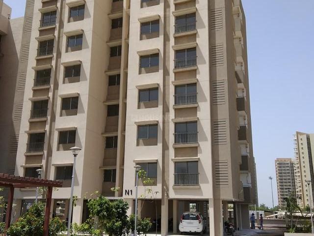 1 BHK Apartment in Shantigram for resale Ahmedabad. The reference number is 20396568