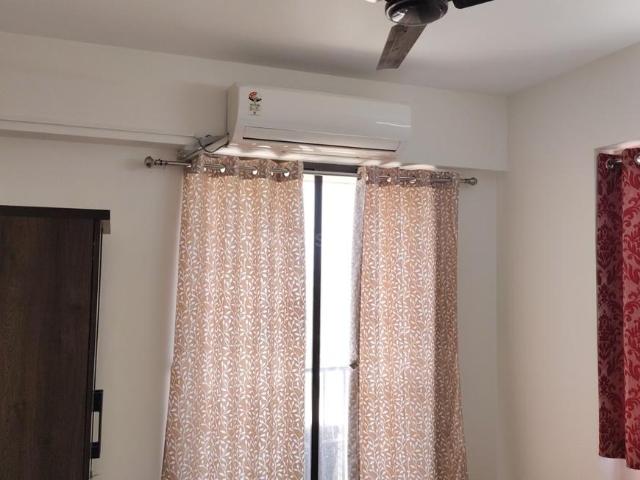 1 BHK Apartment in Shela for rent Ahmedabad. The reference number is 20321844