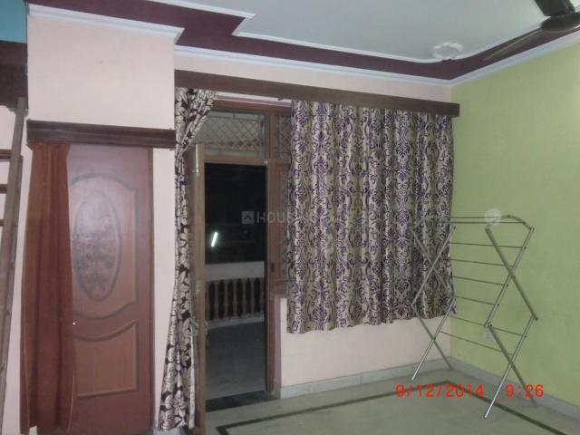 1 BHK Apartment in Siddharth Vihar for rent Ghaziabad. The reference number is 11211189