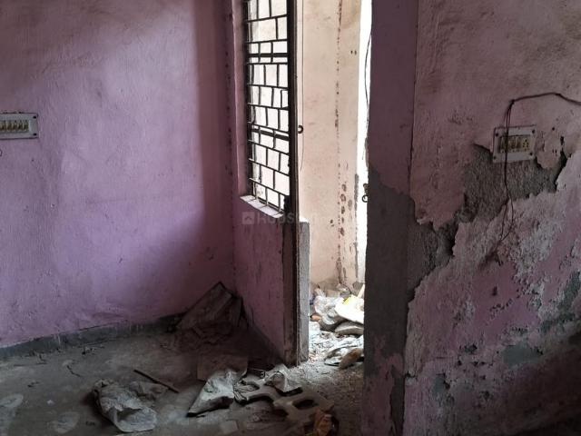 1 BHK Apartment in Siddharth Vihar for resale Ghaziabad. The reference number is 20987340