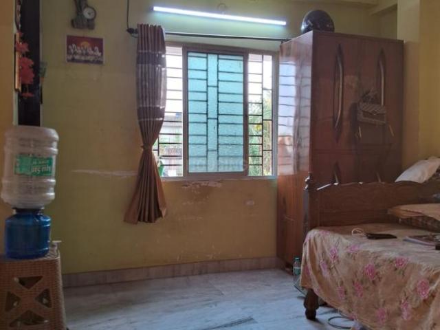 1 BHK Apartment in Sinthi for resale Kolkata. The reference number is 20300488