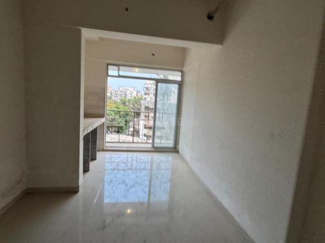 1 BHK Apartment in Sion for resale Mumbai. The reference number is 18520526