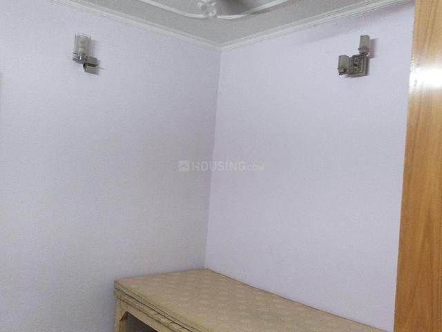 1 BHK Apartment in Sultanpur for rent New Delhi. The reference number is 20730005