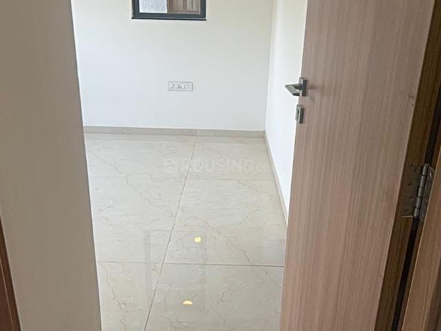 1 BHK Apartment in Powai for resale Mumbai. The reference number is 19700841