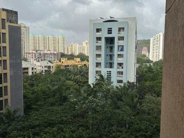 1 BHK Apartment in Powai for resale Mumbai. The reference number is 19883010