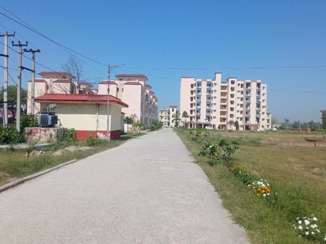 1 BHK Apartment in Patanjali Yogpeeth for resale Haridwar. The reference number is 17776050