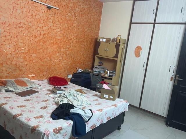 1 BHK Apartment in Patel Nagar for rent New Delhi. The reference number is 20526312