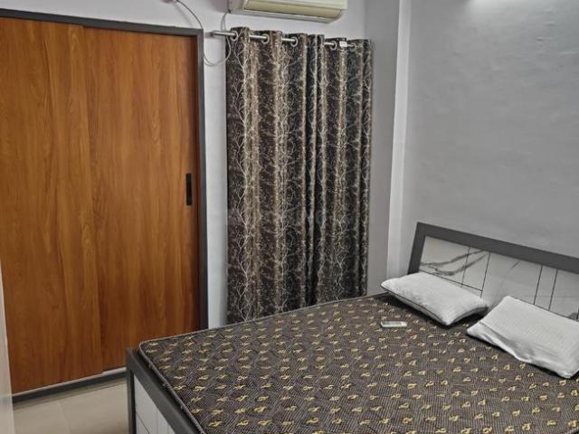 1 BHK Apartment in Palanpur for rent Surat. The reference number is 19236386