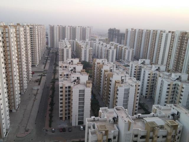 1 BHK Apartment in Palava Phase 1 for resale Thane. The reference number is 20015440
