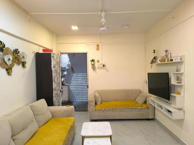 1 BHK Apartment in Pali Hill for rent Mumbai. The reference number is 19739928