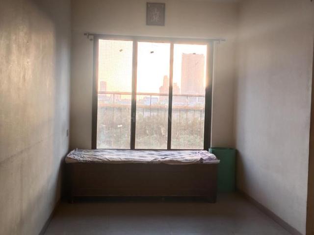 1 BHK Apartment in Parel for rent Mumbai. The reference number is 19846472