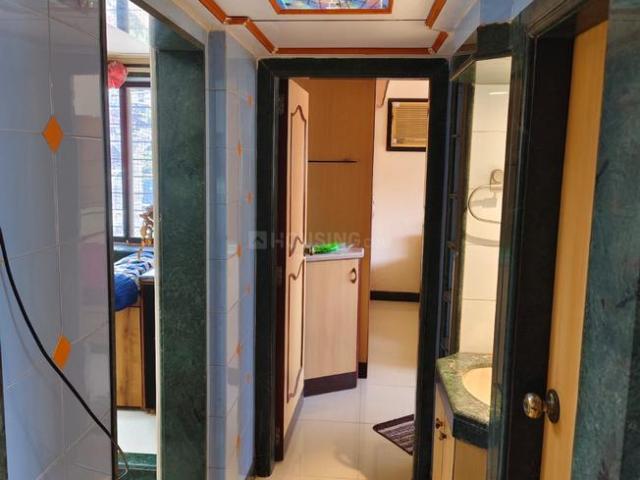 1 BHK Apartment in Parel for rent Mumbai. The reference number is 20019390