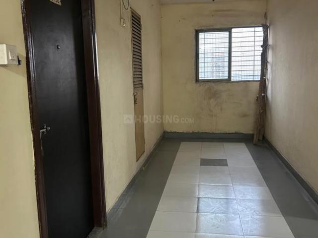 1 BHK Apartment in Parel for rent Mumbai. The reference number is 20079632