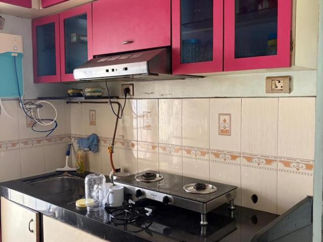 1 BHK Apartment in Parel for rent Mumbai. The reference number is 20521745