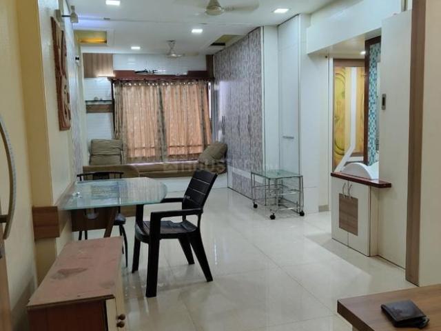 1 BHK Apartment in Parel for resale Mumbai. The reference number is 13607976