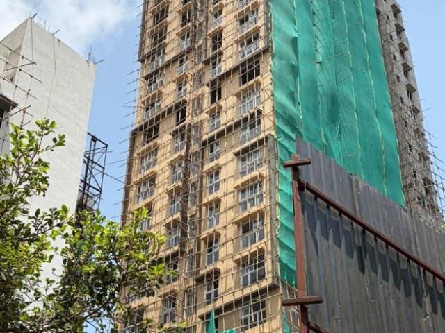 1 BHK Apartment in Parel for resale Mumbai. The reference number is 20430895