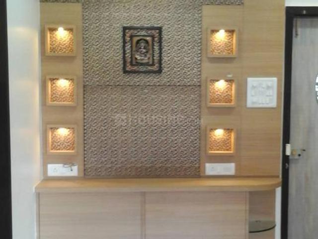 1 BHK Apartment in Parel for resale Mumbai. The reference number is 20451503