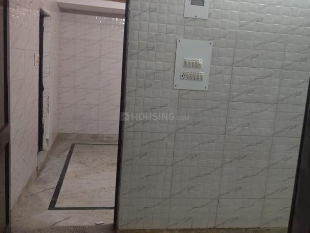 1 BHK Apartment in Paschim Vihar for rent New Delhi. The reference number is 19430100
