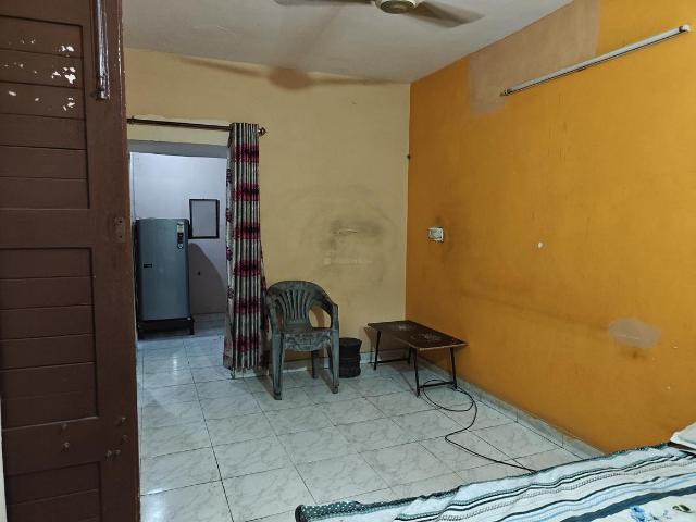 1 BHK Apartment in Paschim Vihar for rent New Delhi. The reference number is 19911160