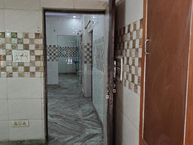 1 BHK Apartment in Paschim Vihar for rent New Delhi. The reference number is 20102671