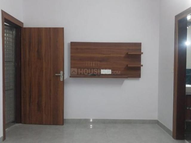 1 BHK Apartment in Paschim Vihar for rent New Delhi. The reference number is 20126646