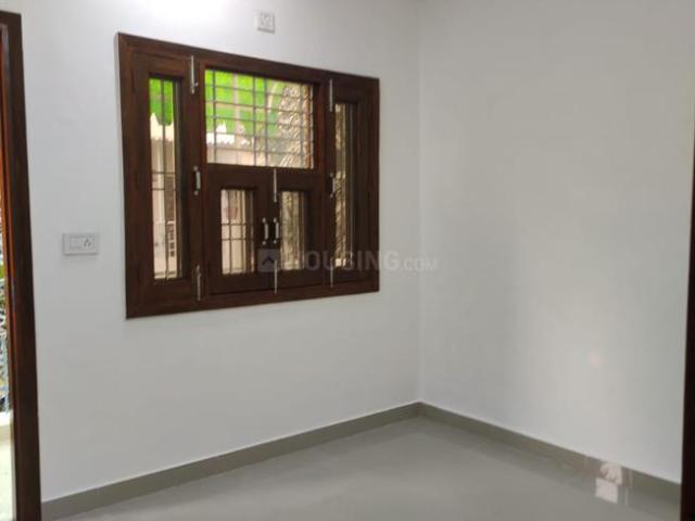 1 BHK Apartment in Paschim Vihar for resale New Delhi. The reference number is 19090181