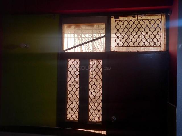 1 BHK Apartment in Pratap Vihar for resale Ghaziabad. The reference number is 13579106