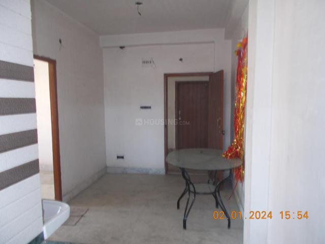 1 BHK Apartment in Prince Anwar Shah Connector for rent Kolkata. The reference number is 15470936