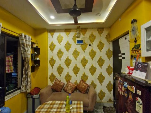 1 BHK Apartment in Prince Anwar Shah Connector for resale Kolkata. The reference number is 18255471
