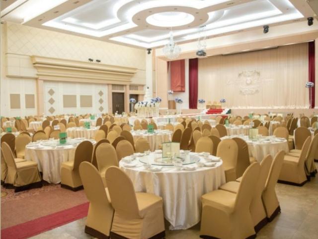 1 BHK Apartment in Pushpak Nagar for resale Navi Mumbai. The reference number is 15720712