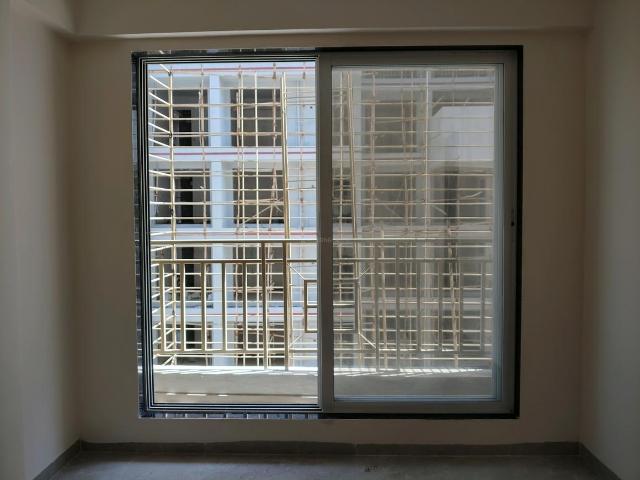 1 BHK Apartment in Pushpak Nagar for resale Navi Mumbai. The reference number is 20493667