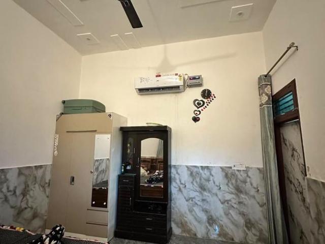 1 BHK Apartment in R.K. Puram for rent New Delhi. The reference number is 20959496