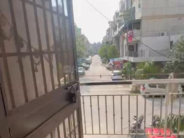 1 BHK Apartment in Rohini Sector 28 for resale New Delhi. The reference number is 20561203