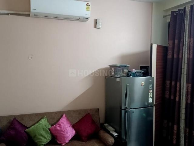 1 BHK Apartment in Rajendra Nagar for resale Ghaziabad. The reference number is 9056552