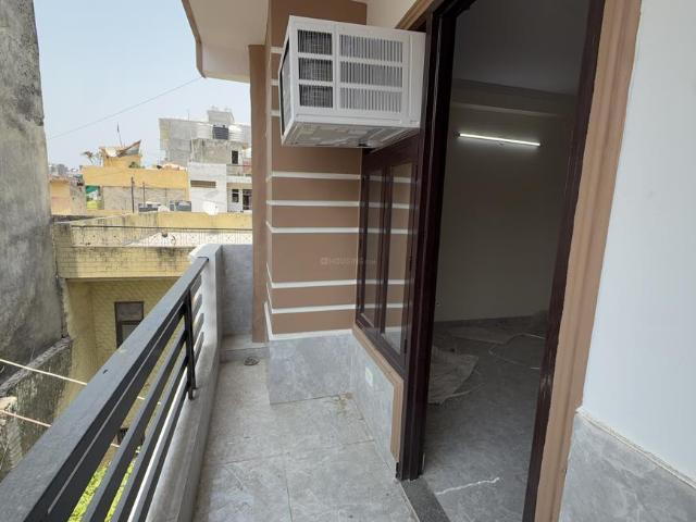 1 BHK Apartment in Rajpur for rent New Delhi. The reference number is 19665596