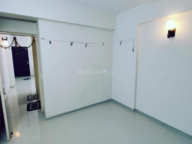 1 BHK Apartment in Wave City for rent Ghaziabad. The reference number is 19741740