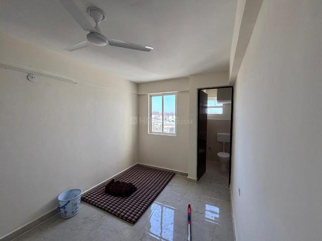 1 BHK Apartment in Wave City for rent Ghaziabad. The reference number is 20111686