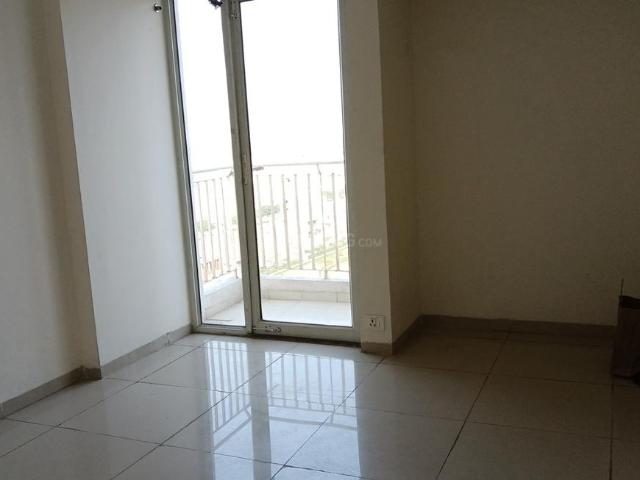 1 BHK Apartment in Wave City for rent Ghaziabad. The reference number is 20401657