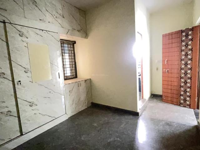 1 BHK Apartment in Whitefield for rent Bengaluru. The reference number is 20293673