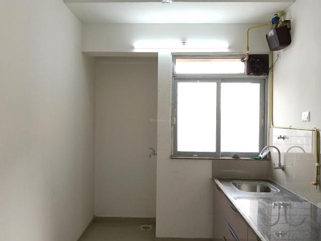 1 BHK Apartment in Thane West for rent Thane. The reference number is 19528090