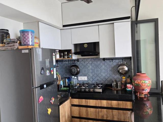1 BHK Apartment in Thane West for rent Thane. The reference number is 19735354