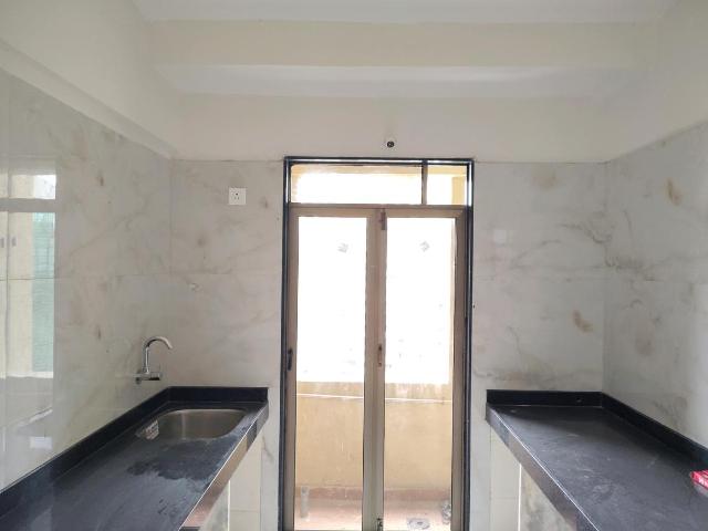1 BHK Apartment in Thane West for rent Thane. The reference number is 20963974
