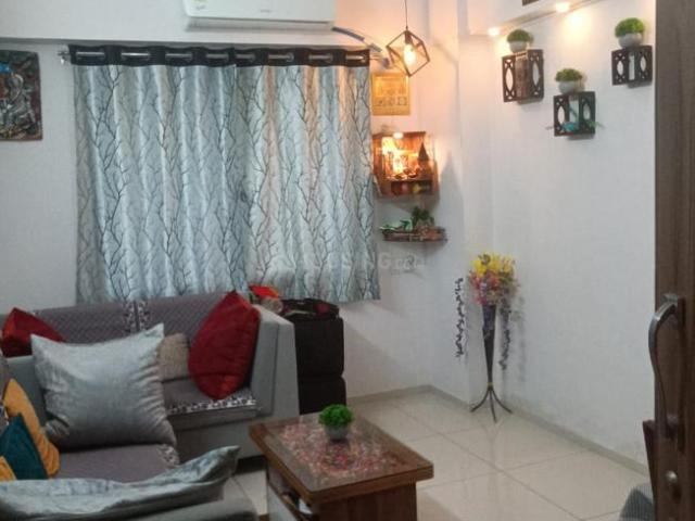 1 BHK Apartment in Ujala Circle for rent Ahmedabad. The reference number is 19047309